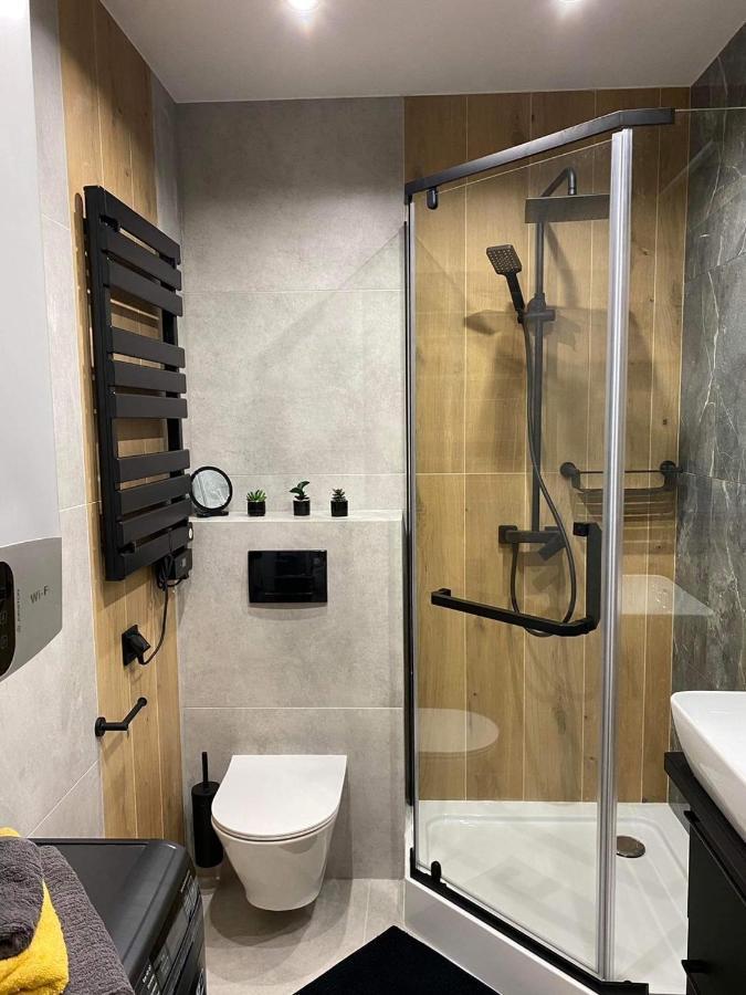 St. Cross Apartment 克拉科夫 外观 照片