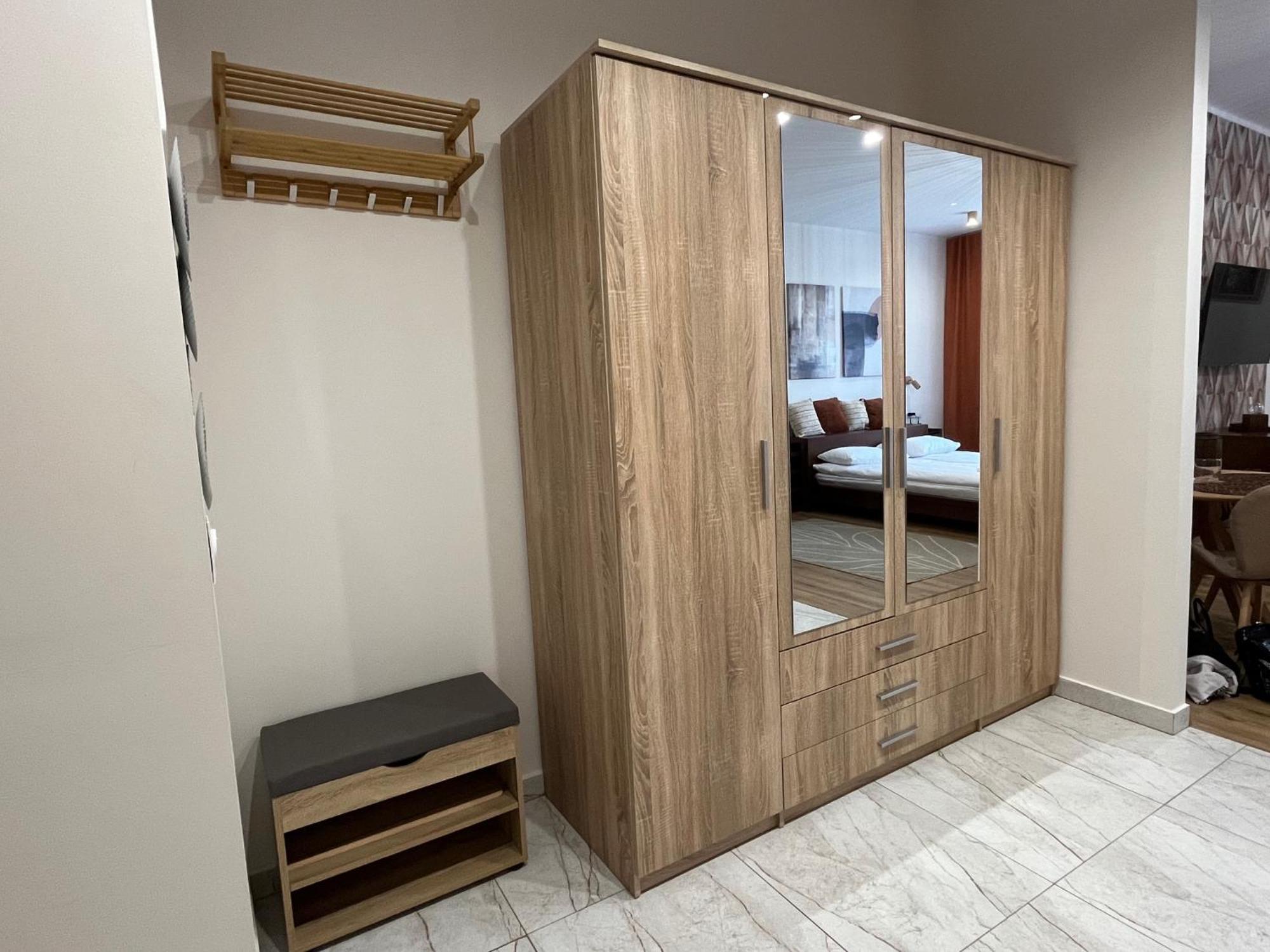St. Cross Apartment 克拉科夫 外观 照片