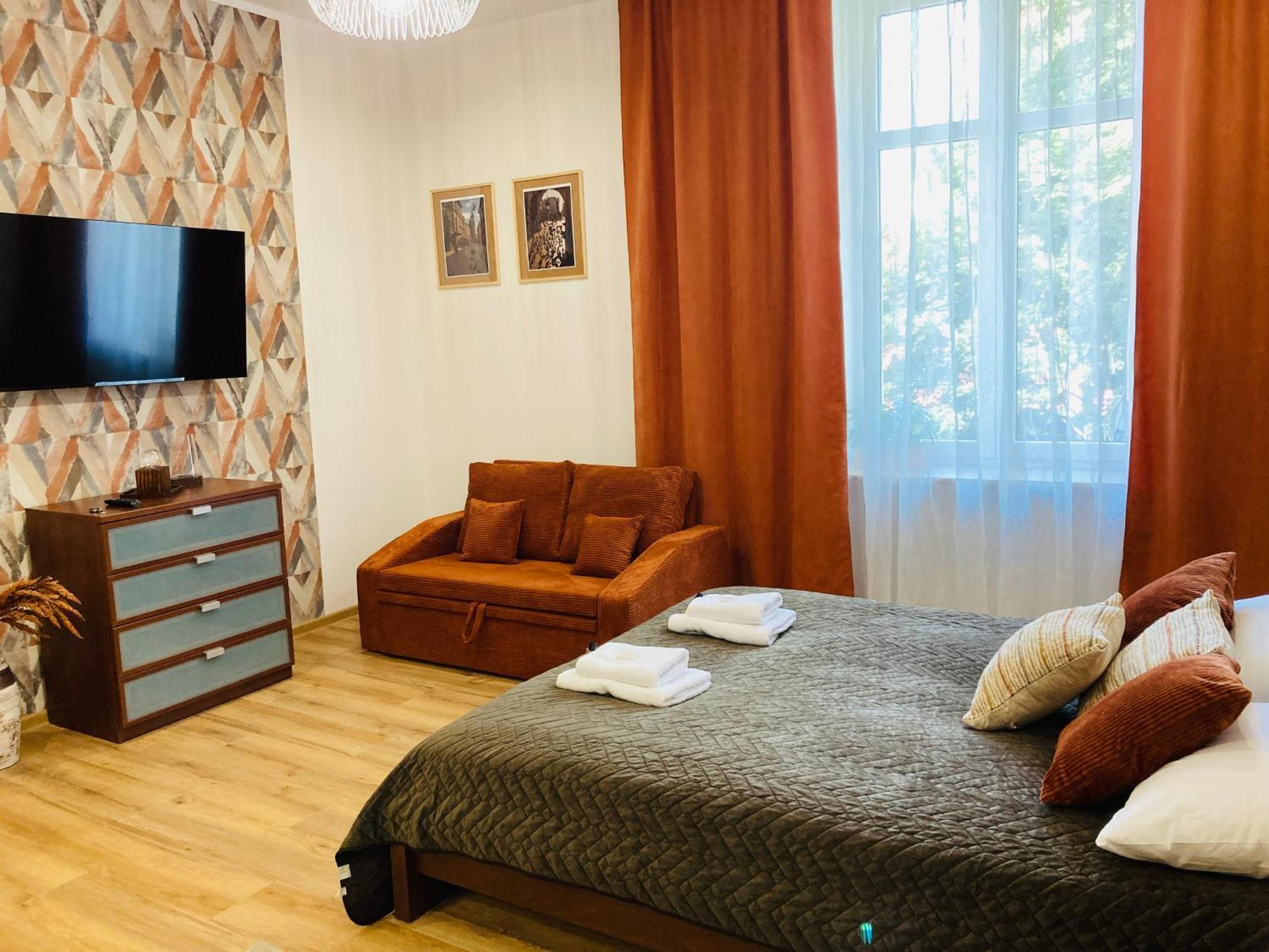 St. Cross Apartment 克拉科夫 外观 照片