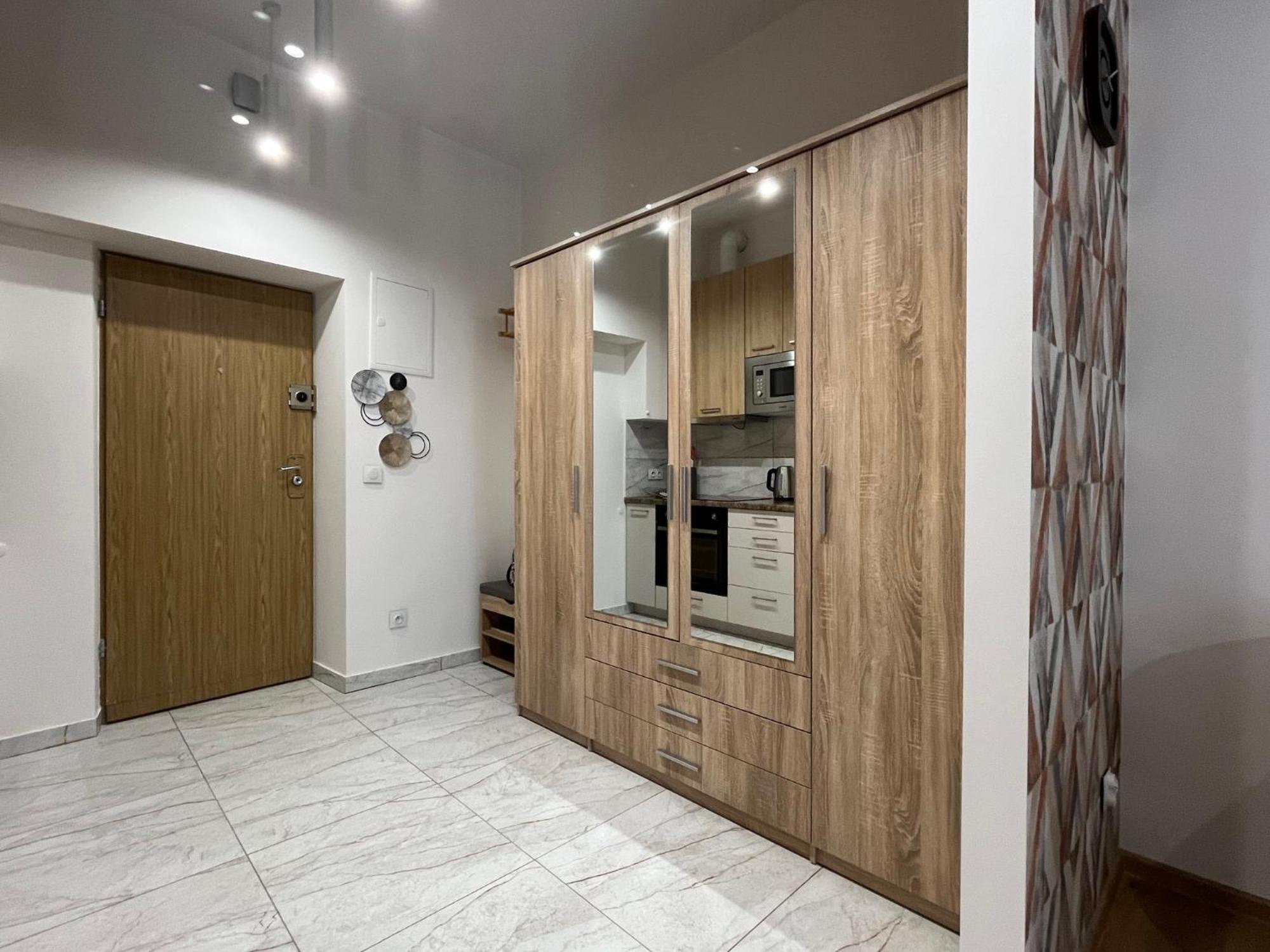 St. Cross Apartment 克拉科夫 外观 照片